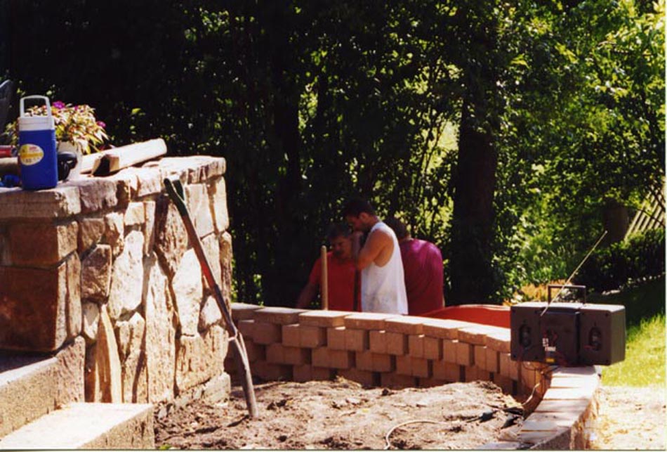 Windsor Block Retaining Wall Project - Day 2