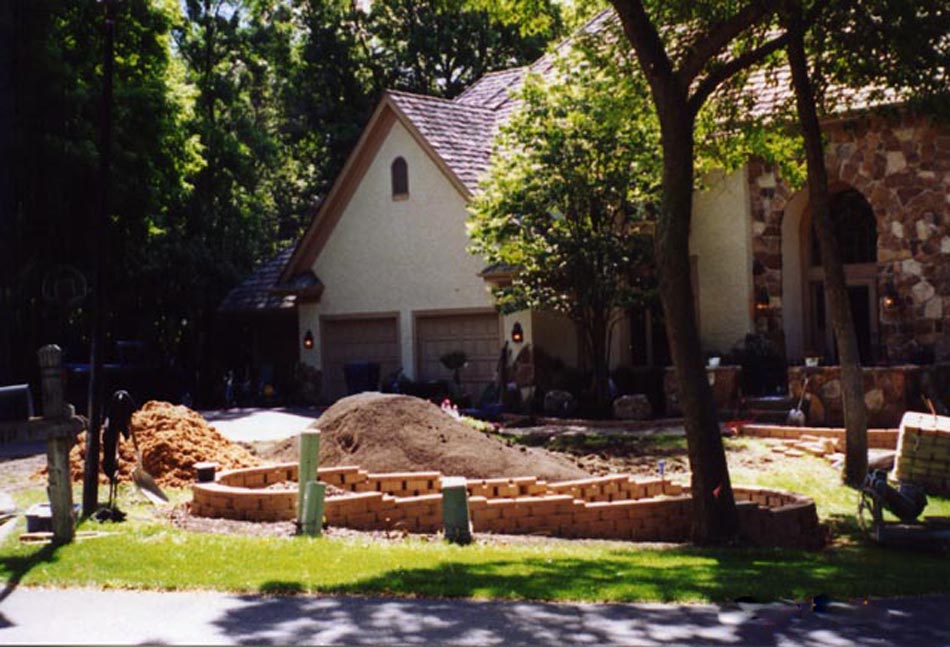 Windsor Block Retaining Wall Project - Day 3