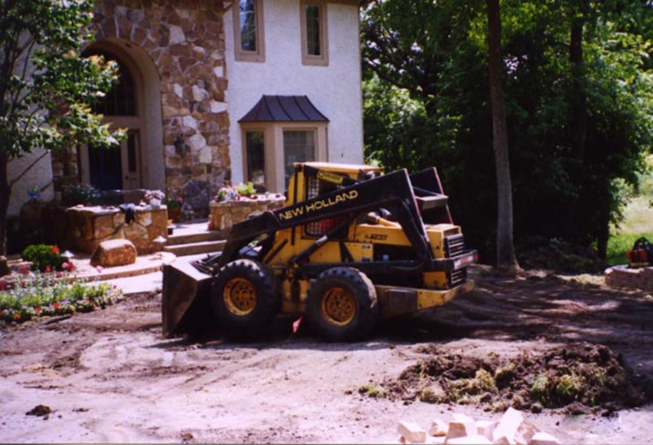 Windsor Block Retaining Wall Project - Day 4