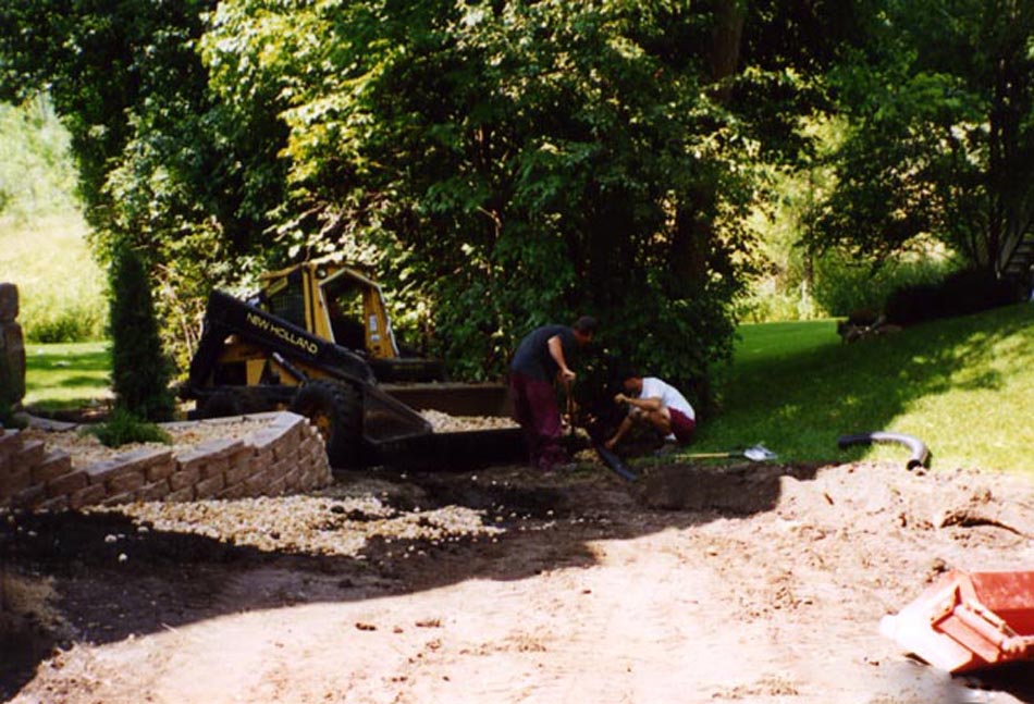 Windsor Block Retaining Wall Project - Day 5