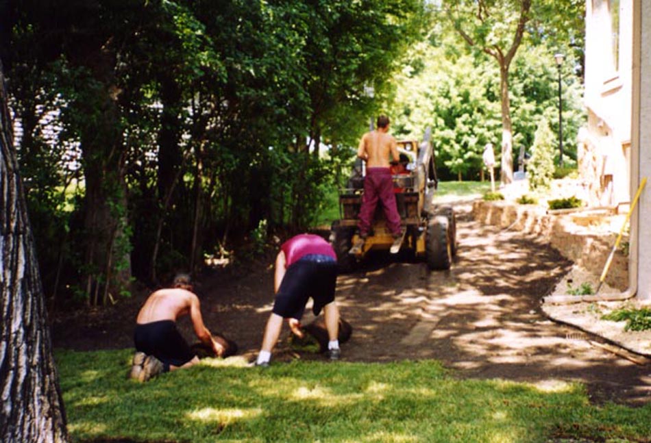 Windsor Block Retaining Wall Project - Day 5