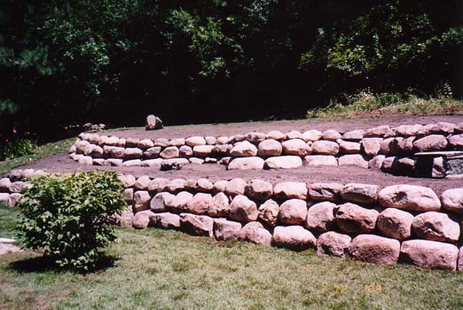 C N'R Lawn N' Landscape - Boulder Wall - After Photo