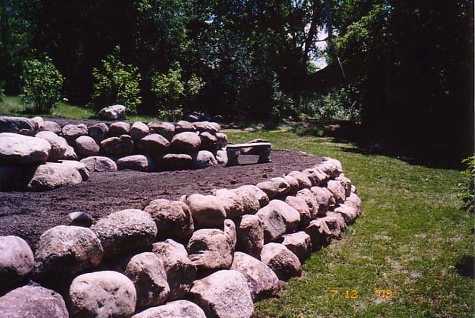 C N'R Lawn N' Landscape - Boulder Wall - After Photo