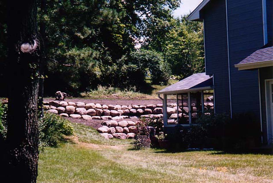 C N'R Lawn N' Landscape - Boulder Wall - After Photo