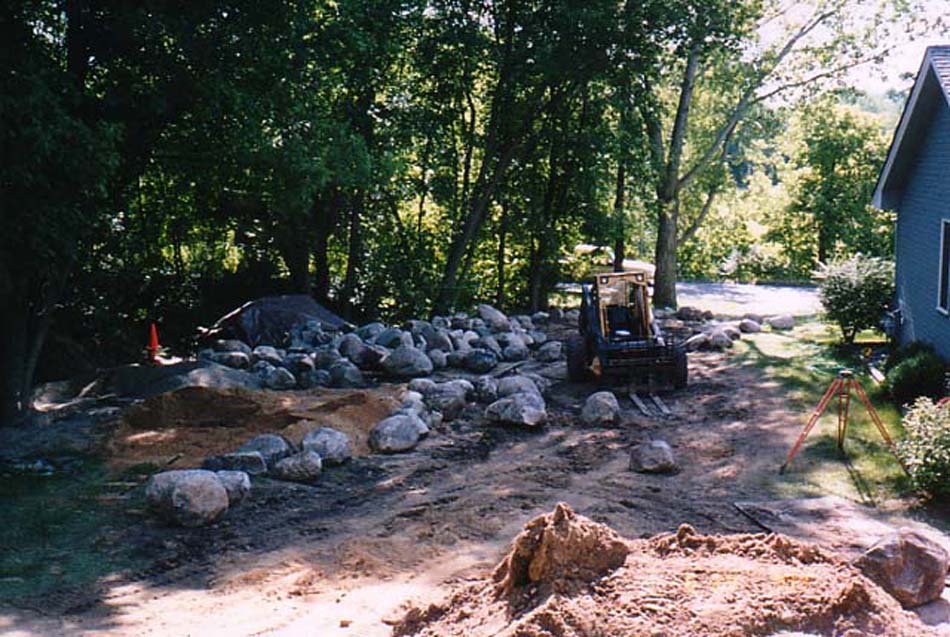 C N'R Lawn N' Landscape - Boulder Wall - Day 4 Photo